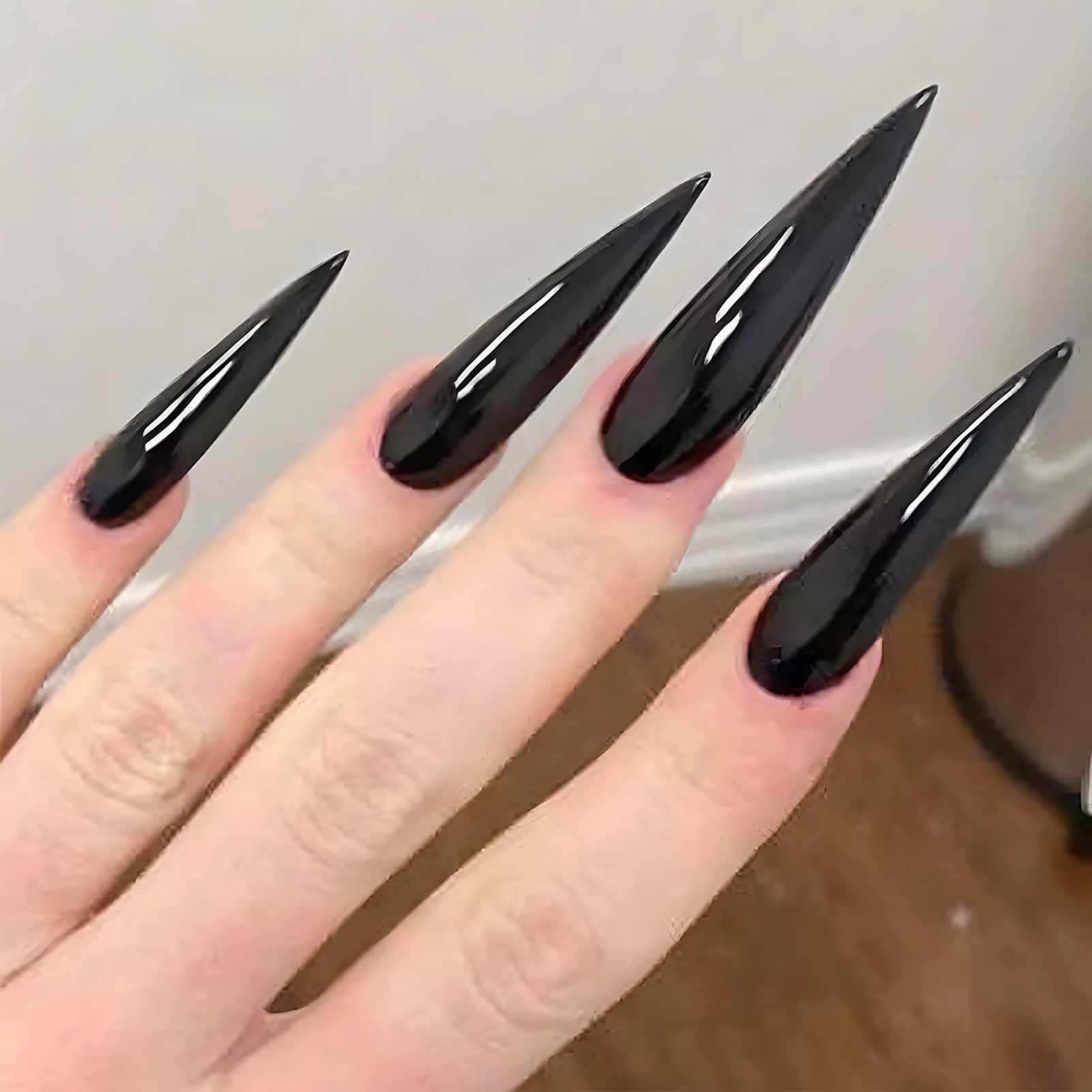 black stiletto press on nails