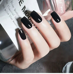 press on nails black